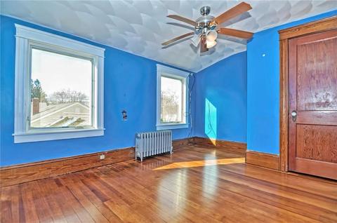 393 Maple St, Warwick, RI 02888 photo 24