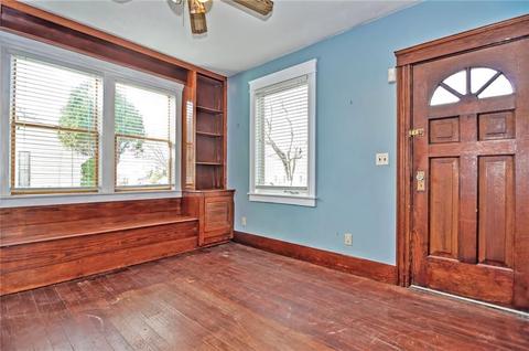 393 Maple St, Warwick, RI 02888 photo 18
