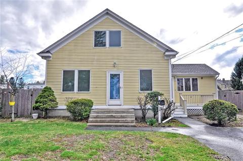 393 Maple St, Warwick, RI 02888 photo 40