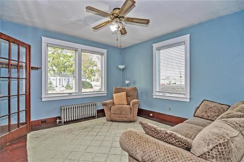 393 Maple St, Warwick, RI 02888 photo 20