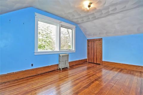 393 Maple St, Warwick, RI 02888 photo 23