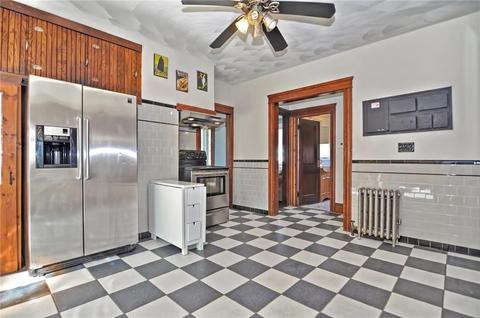 393 Maple St, Warwick, RI 02888 photo 10