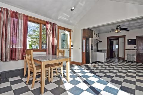 393 Maple St, Warwick, RI 02888 photo 5