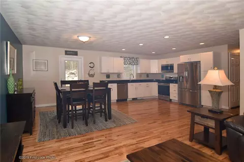860 Maple Valley Rd, Coventry, RI 02827 photo 15