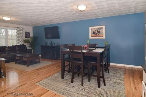 860 Maple Valley Rd, Coventry, RI 02827 photo 9