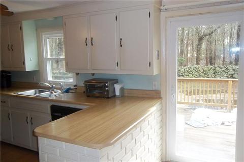 96 Edmond Dr, Warwick, RI 02886 photo 6