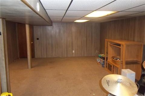 96 Edmond Dr, Warwick, RI 02886 photo 19