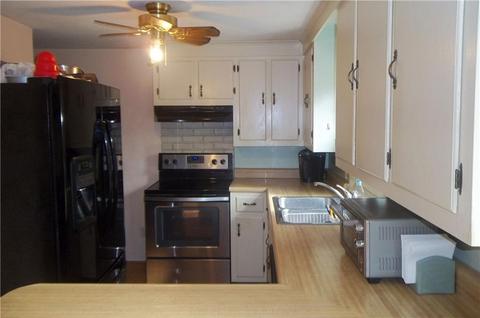 96 Edmond Dr, Warwick, RI 02886 photo 5