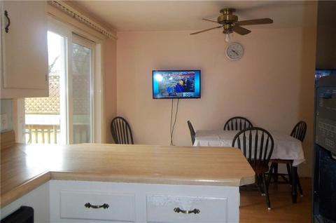 96 Edmond Dr, Warwick, RI 02886 photo 7