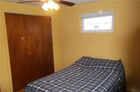 96 Edmond Dr, Warwick, RI 02886 photo 15