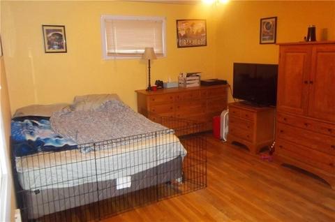 96 Edmond Dr, Warwick, RI 02886 photo 9