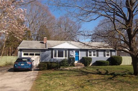 96 Edmond Dr, Warwick, RI 02886 photo 1