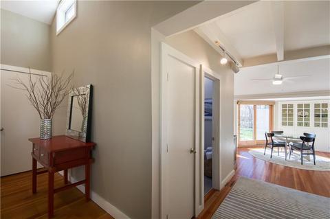 8 Summit Dr, Warren, RI 02885 photo 5