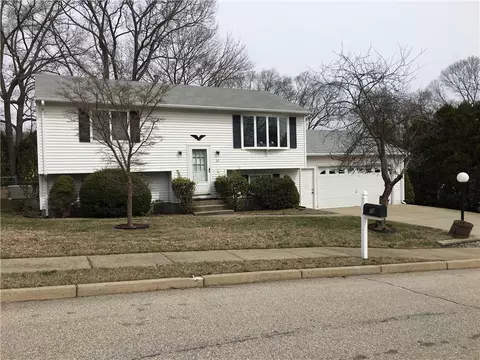 39 Winman Ct, Warwick, RI 02886 photo 18
