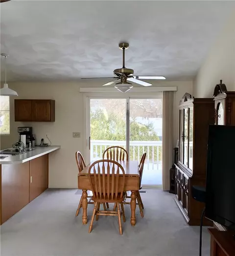 39 Winman Ct, Warwick, RI 02886 photo 3