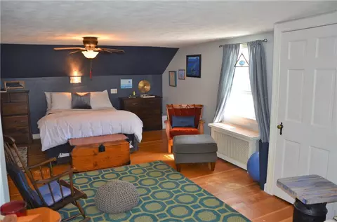 358 Long St, Warwick, RI 02886 photo 17