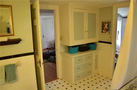 358 Long St, Warwick, RI 02886 photo 19