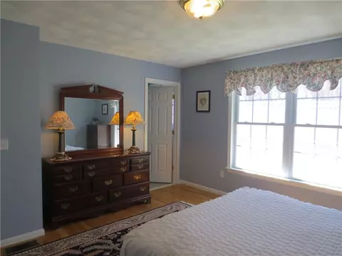 18 Macarthur Rd, Woonsocket, RI 02895 photo 24
