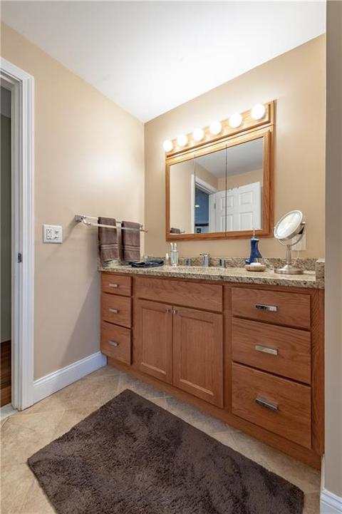 85 Asylum Rd, Warwick, RI 02886 photo 13