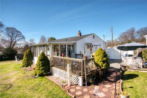 39 Hillside Dr, Warwick, RI 02889 photo 12