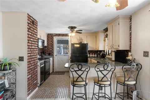 39 Hillside Dr, Warwick, RI 02889 photo 16
