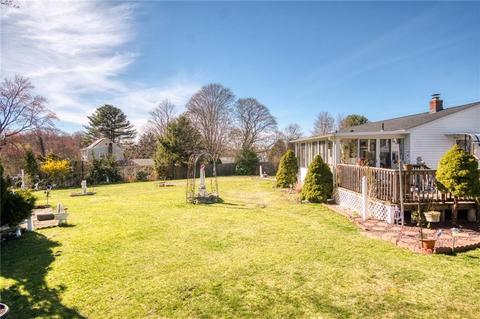 39 Hillside Dr, Warwick, RI 02889 photo 10