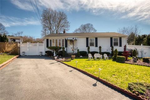 39 Hillside Dr, Warwick, RI 02889 photo 1