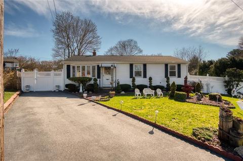 39 Hillside Dr, Warwick, RI 02889 photo 3
