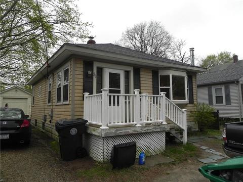 20 Fuller St, Warwick, RI 02889 photo 1