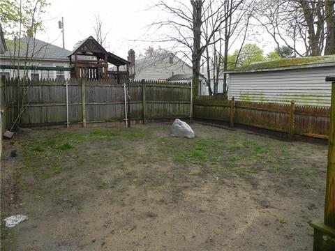 20 Fuller St, Warwick, RI 02889 photo 17