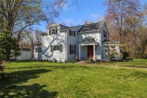 65 Ridgeway Ave, Warwick, RI 02889 photo 3