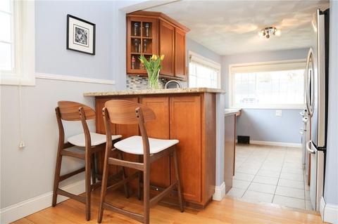65 Ridgeway Ave, Warwick, RI 02889 photo 11