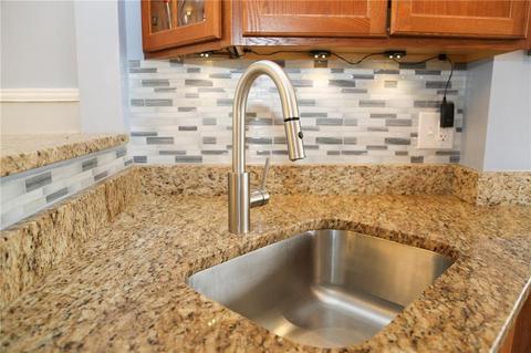 65 Ridgeway Ave, Warwick, RI 02889 photo 19
