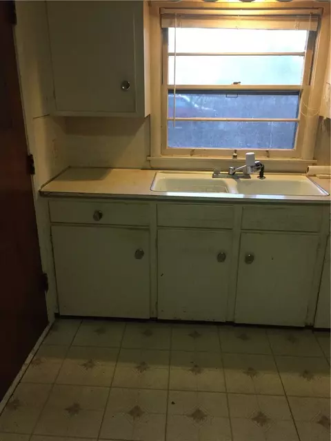 151 Budlong Ave, Warwick, RI 02888 photo 8