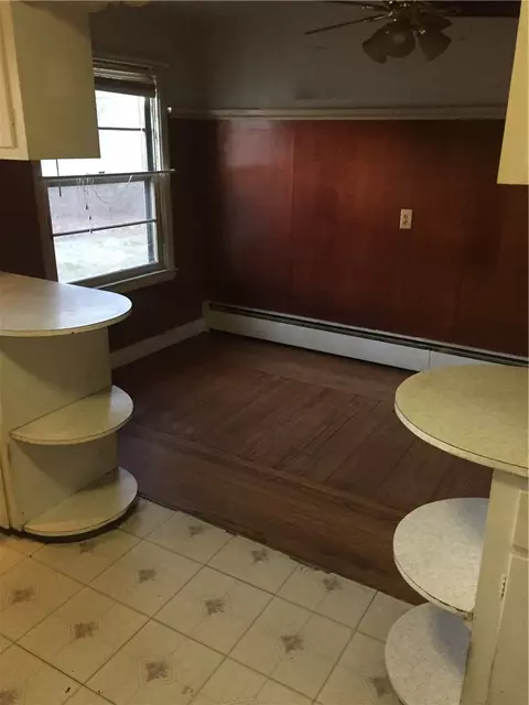 151 Budlong Ave, Warwick, RI 02888 photo 9