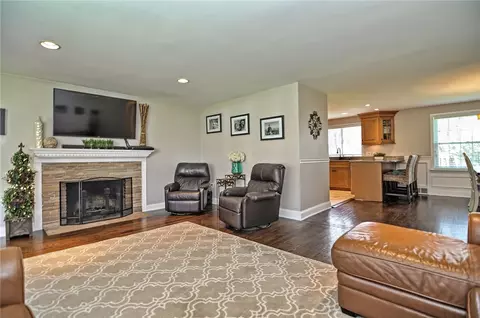 79 Timberline Rd, Warwick, RI 02886 photo 7