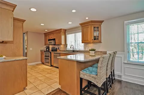 79 Timberline Rd, Warwick, RI 02886 photo 13
