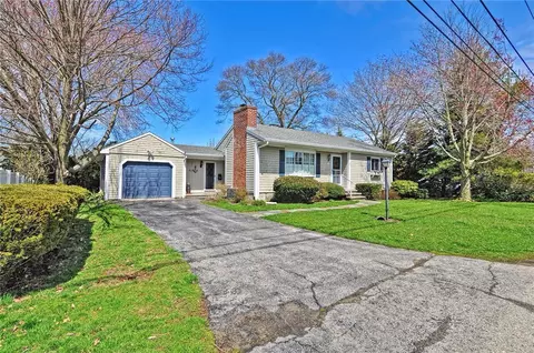 180 Fatima Dr, Warren, RI 02885 photo 3