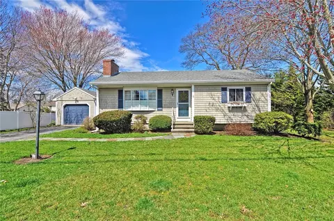 180 Fatima Dr, Warren, RI 02885 photo 1