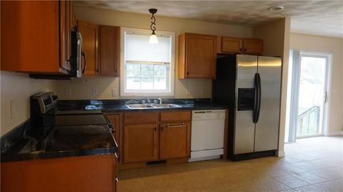 10 White Ave, Warwick, RI 02886 photo 8