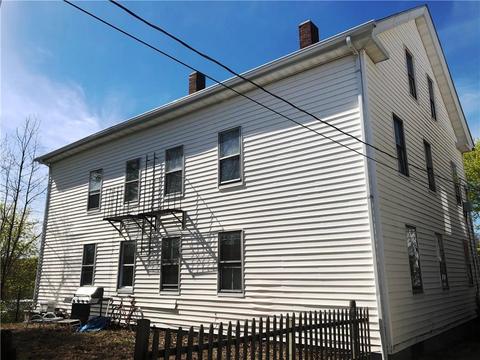 54 Bentley St, Woonsocket, RI 02895 photo 2