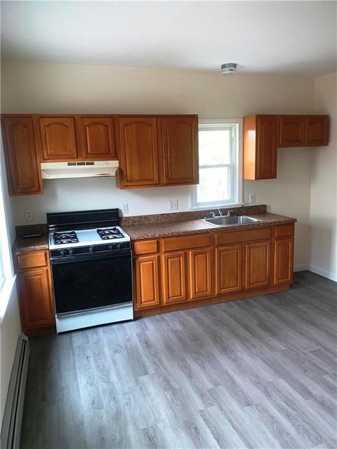 54 Bentley St, Woonsocket, RI 02895 photo 11