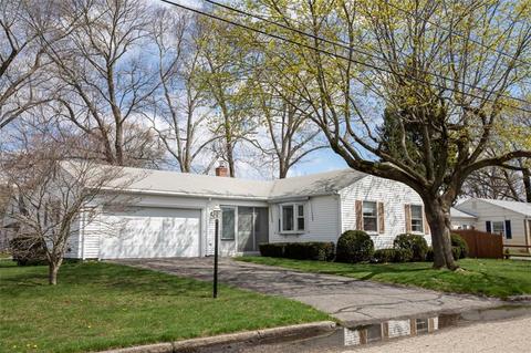 60 Benedict St, East Providence, RI 02915 photo 1