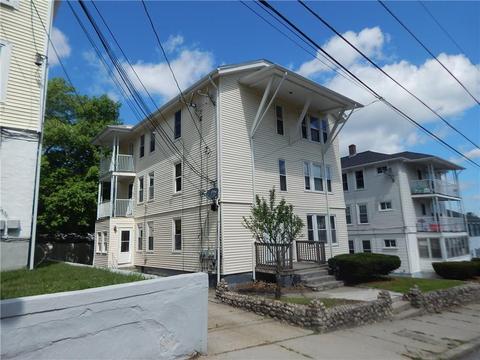 289 Ward St, Woonsocket, RI 02895 photo 1