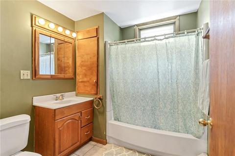 323 Burnside Ave, Woonsocket, RI 02895 photo 10