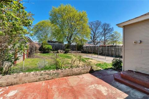 323 Burnside Ave, Woonsocket, RI 02895 photo 16