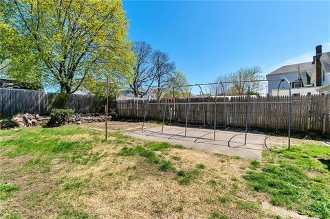 323 Burnside Ave, Woonsocket, RI 02895 photo 17