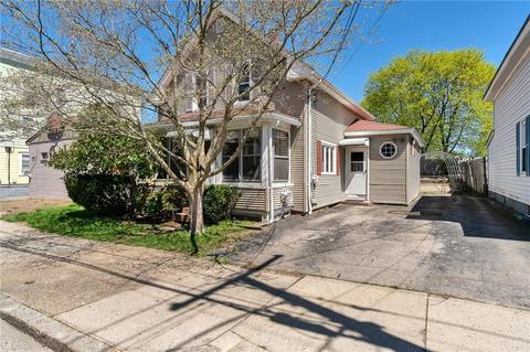 323 Burnside Ave, Woonsocket, RI 02895 photo 19