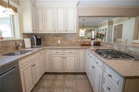 12 Summer St, Westerly, RI 02891 photo 10