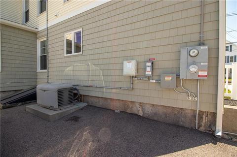 12 Summer St, Westerly, RI 02891 photo 5